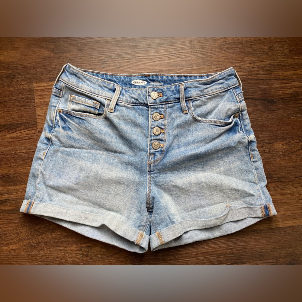 Old Navy High Rise Shorts Size 6